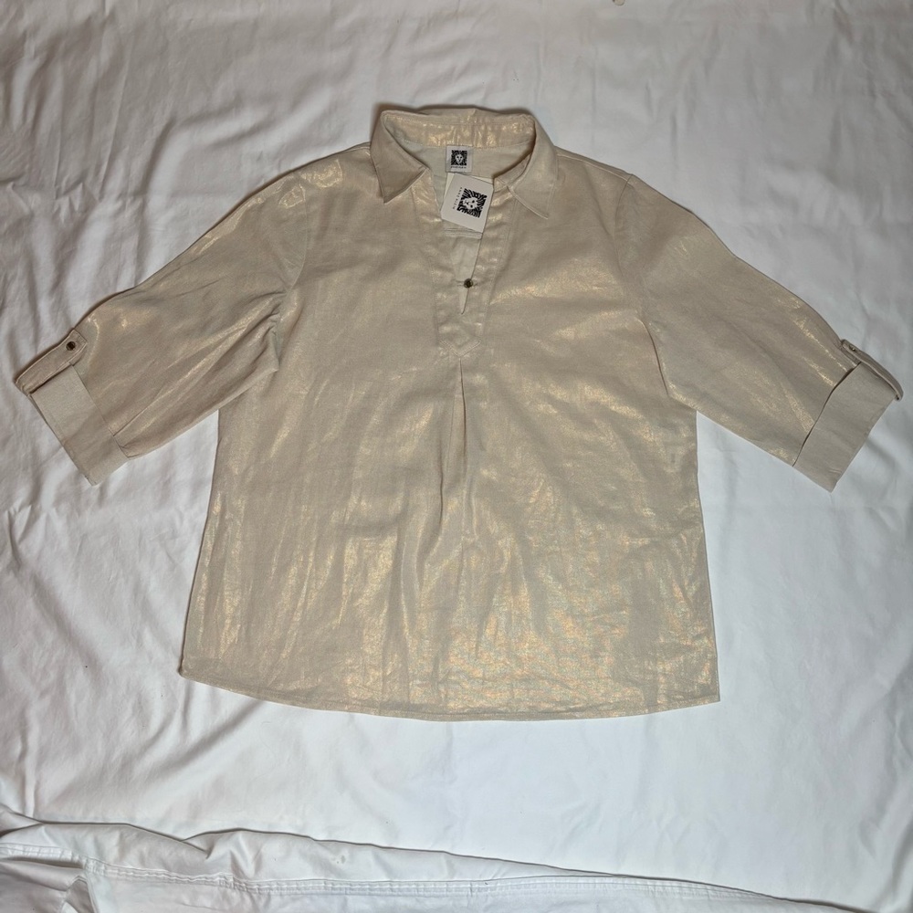 Ann Klein, Large, chalk/beige/gold shirt.